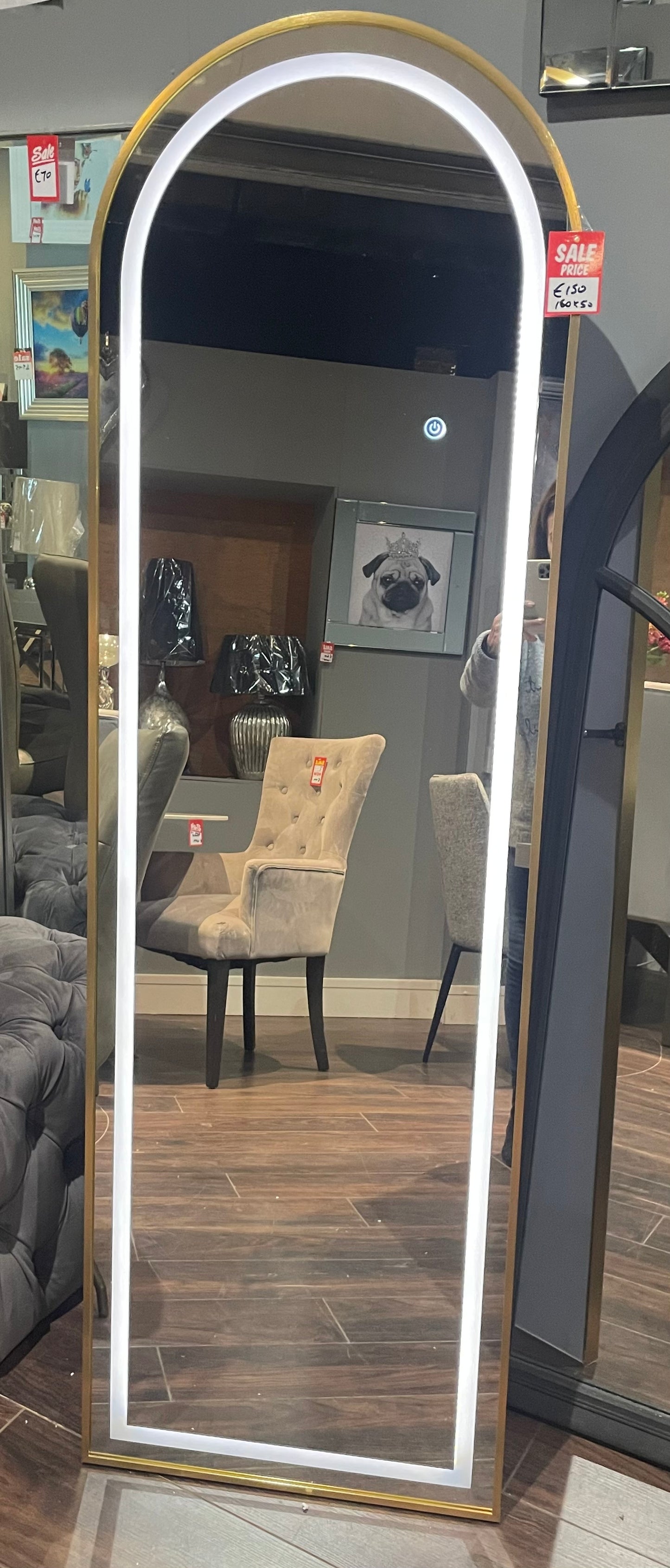 Hugh Large 160 cm LED leaner mirror nett Instore purchase only