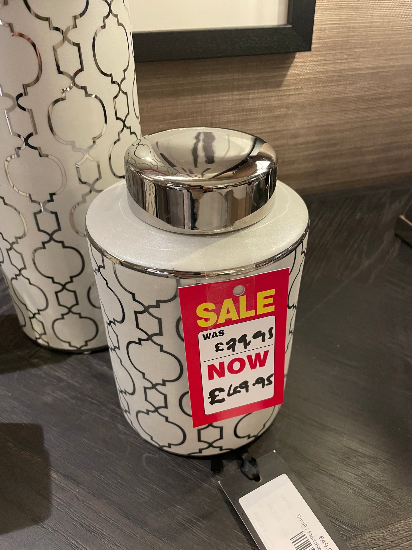 Vase bargains collect only
