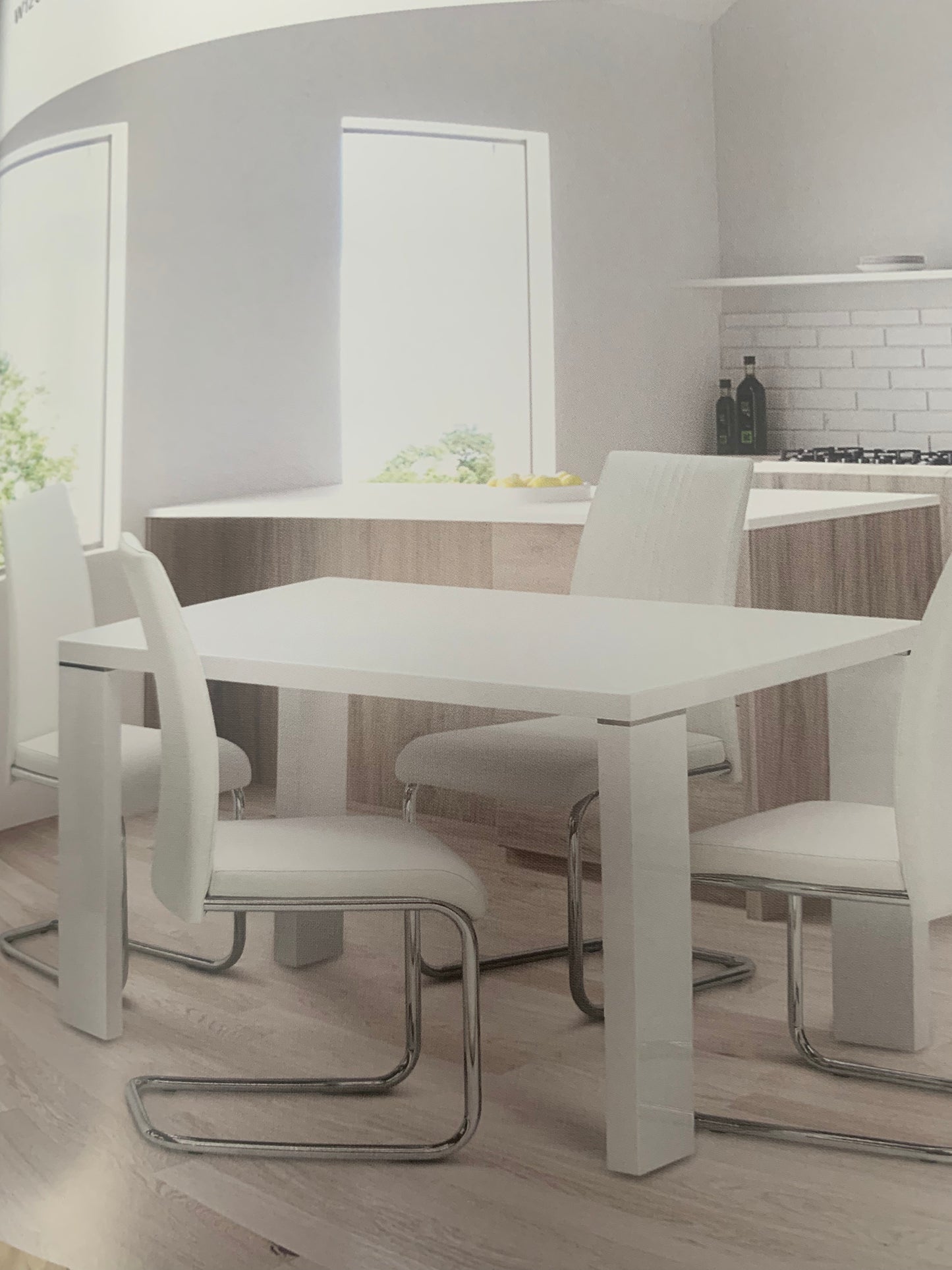 Soho 1.5 high gloss table with glass top CLEARANCE OFFER for collection