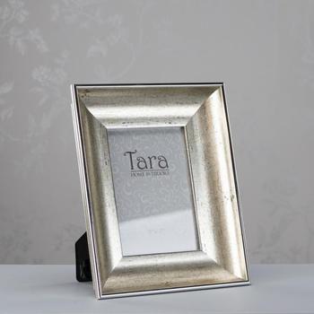 B249 LARGE photo frame lucy 8 x 10 click and collect warehouse clearance