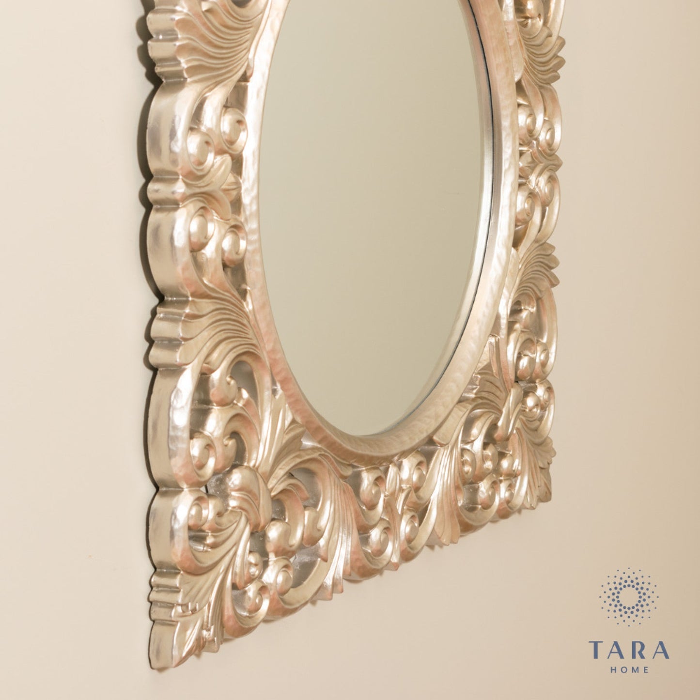 Varia Baroque square mirror 90 x 90 cm champagne silver