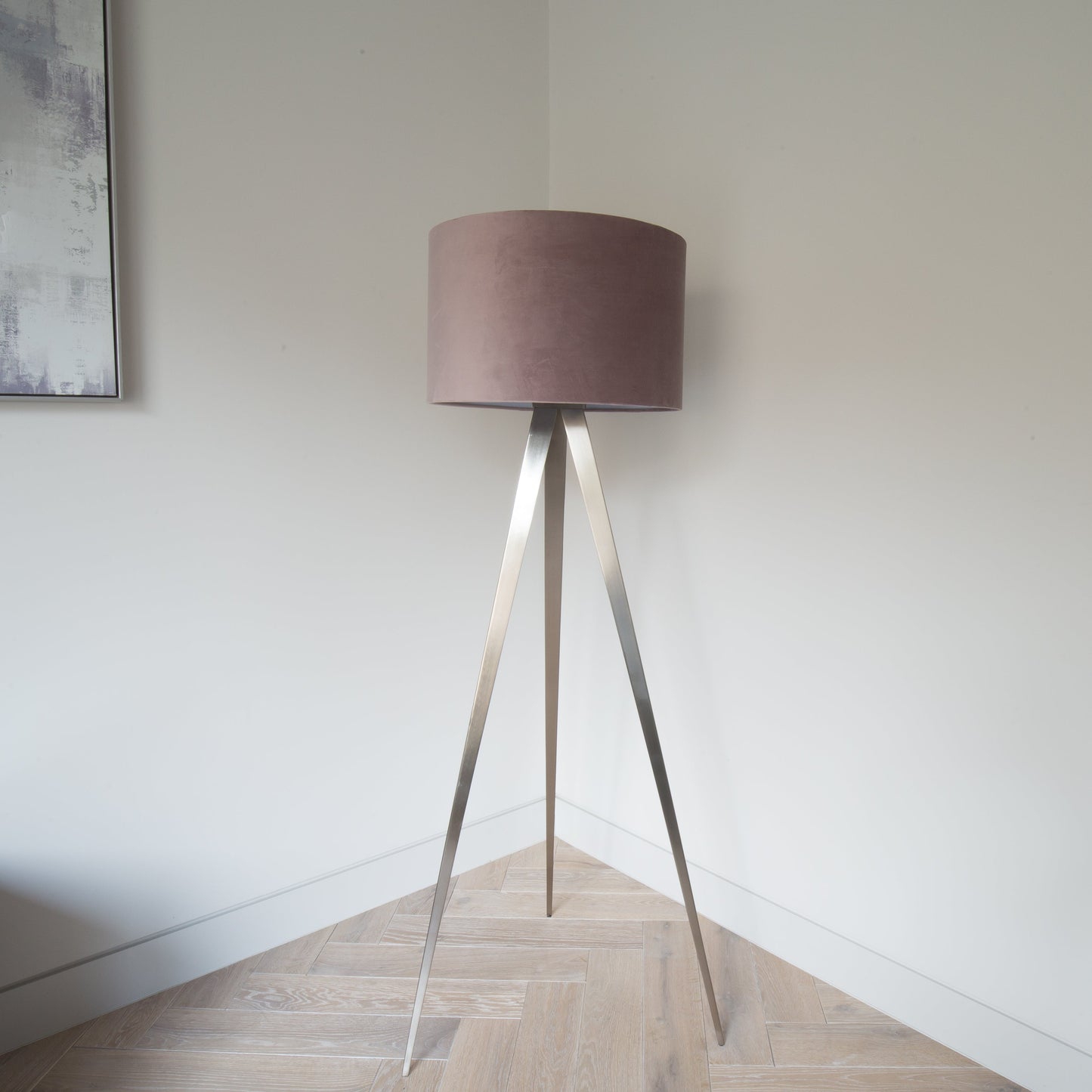 Tripod floor lamp with velvet shade in Dusty Pink
