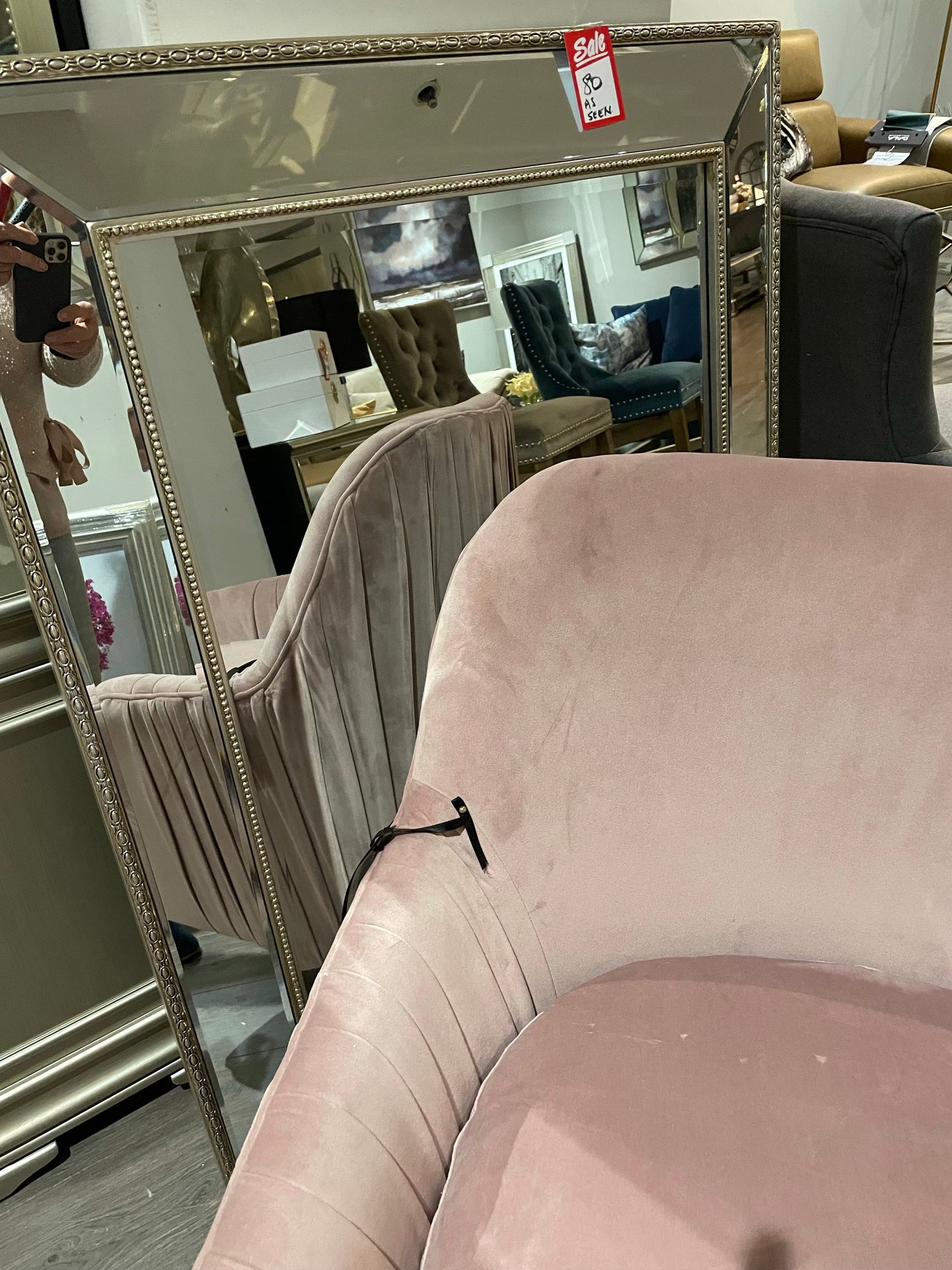 Sia swivel Chair in blush pink totally stunning ! Reduced for collection