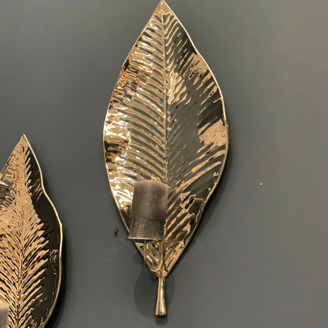 Leaf Wall Sconce Candle Holder Chrome. one only pick up instore NO RETURN as clearance