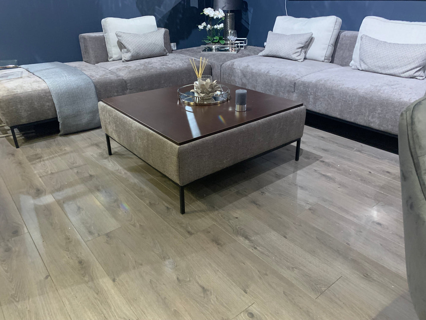 Bi Bi penthouse X-Large Corner Group in luxury textured fabric with half price ex display. Pay Instore 2 models priced separately
