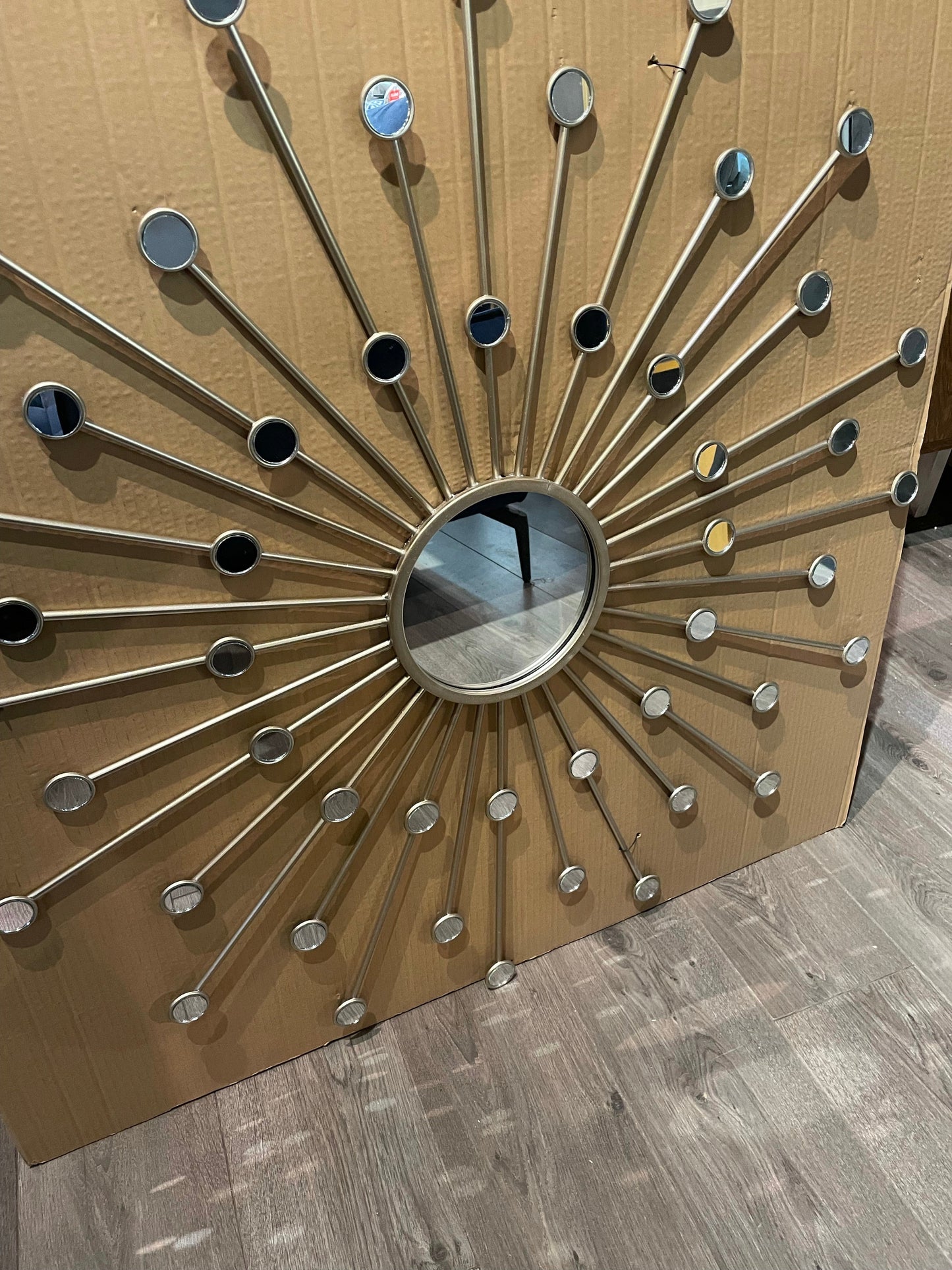 Starburst mirror 100 cm no 37 Instore only