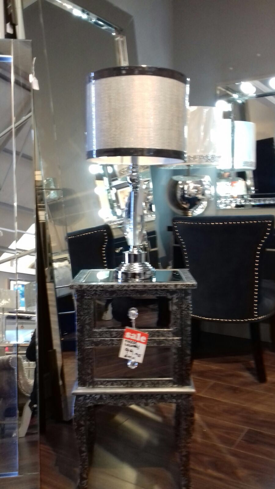 Carrie table lamp