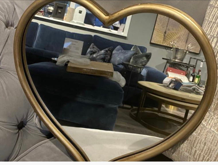 Trio of Heart Mirrors CLEARANCE OFFER ( collect only ).