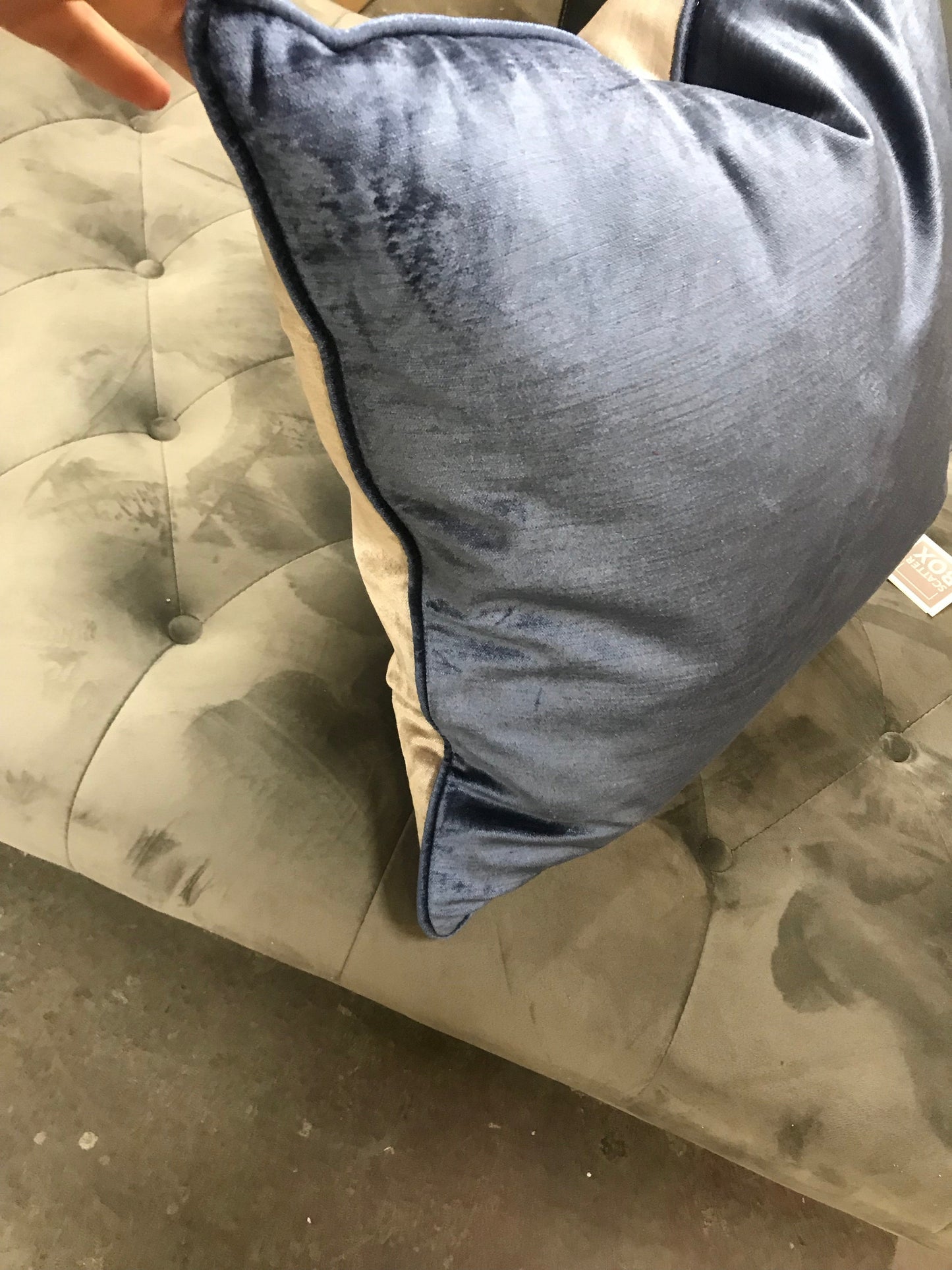 Velvet Sheen Duo Cushion