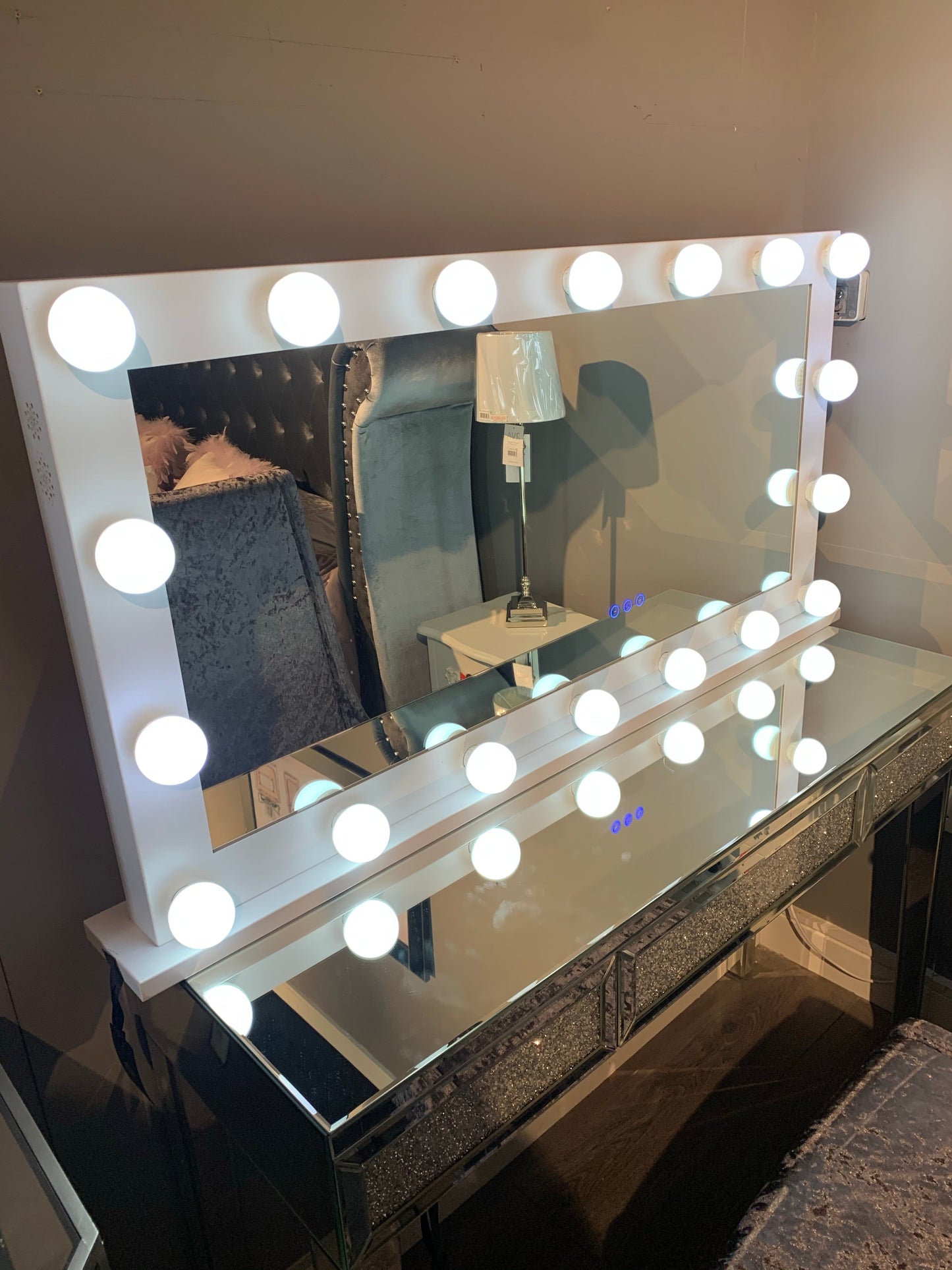 X Large Hollywood mirror Table top size with Bluetooth speaker. WHITE