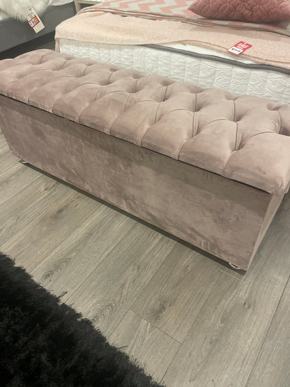 Amelia large Blanket Box 120 cm in blush pink available to collect as unwrapped.