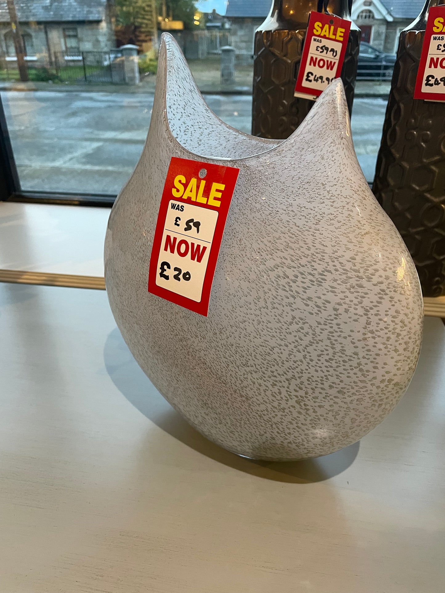 Vase bargains for click n collect