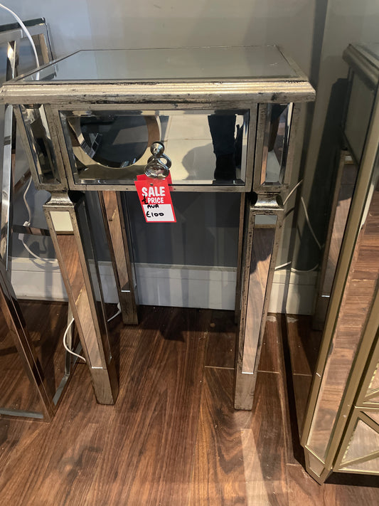 Ava Antiqued Venetian Mirror Bedside   Table  with  1 drawer and  shelf less than half price Instore only s