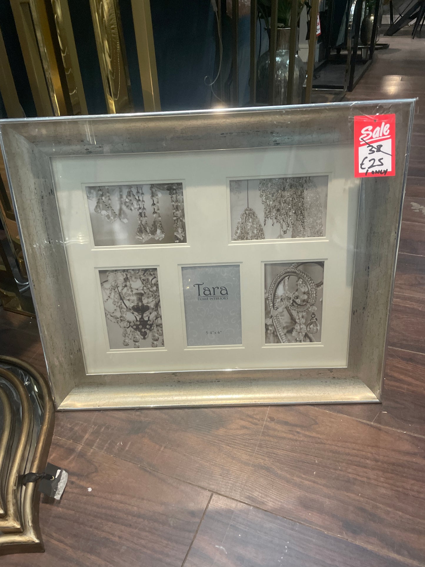 Tara collage frame