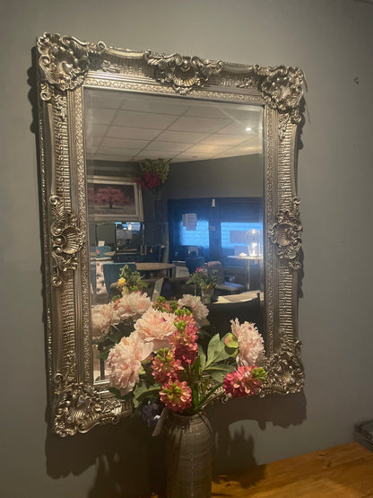 Mirrors on Disposal Sale Offer in our outlet store . Purchase Instore only. Check out our images here