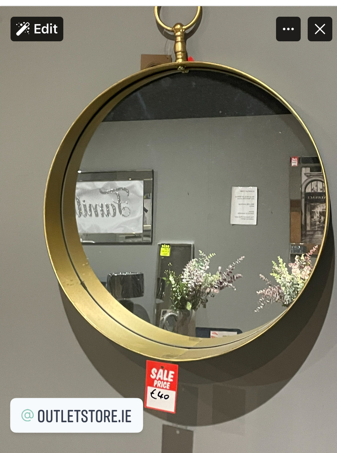 Gold small mirror with ring on top click n collect