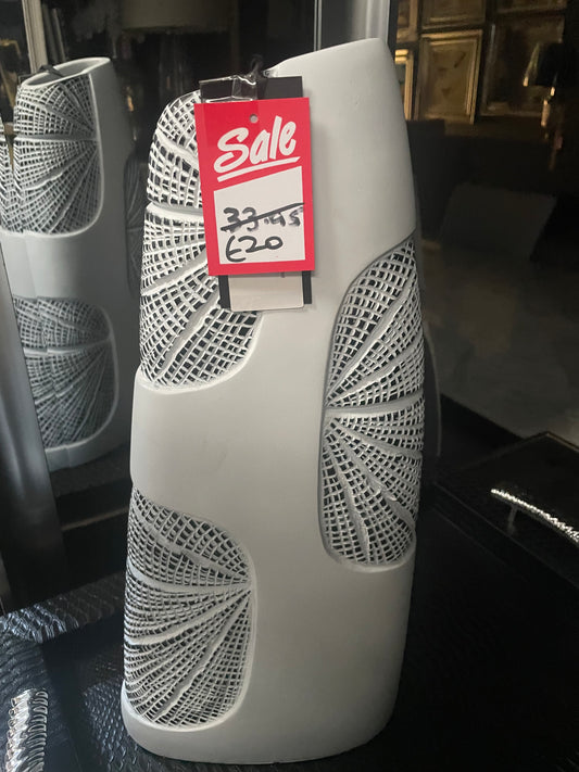 Vase vs340 sale price takeaway