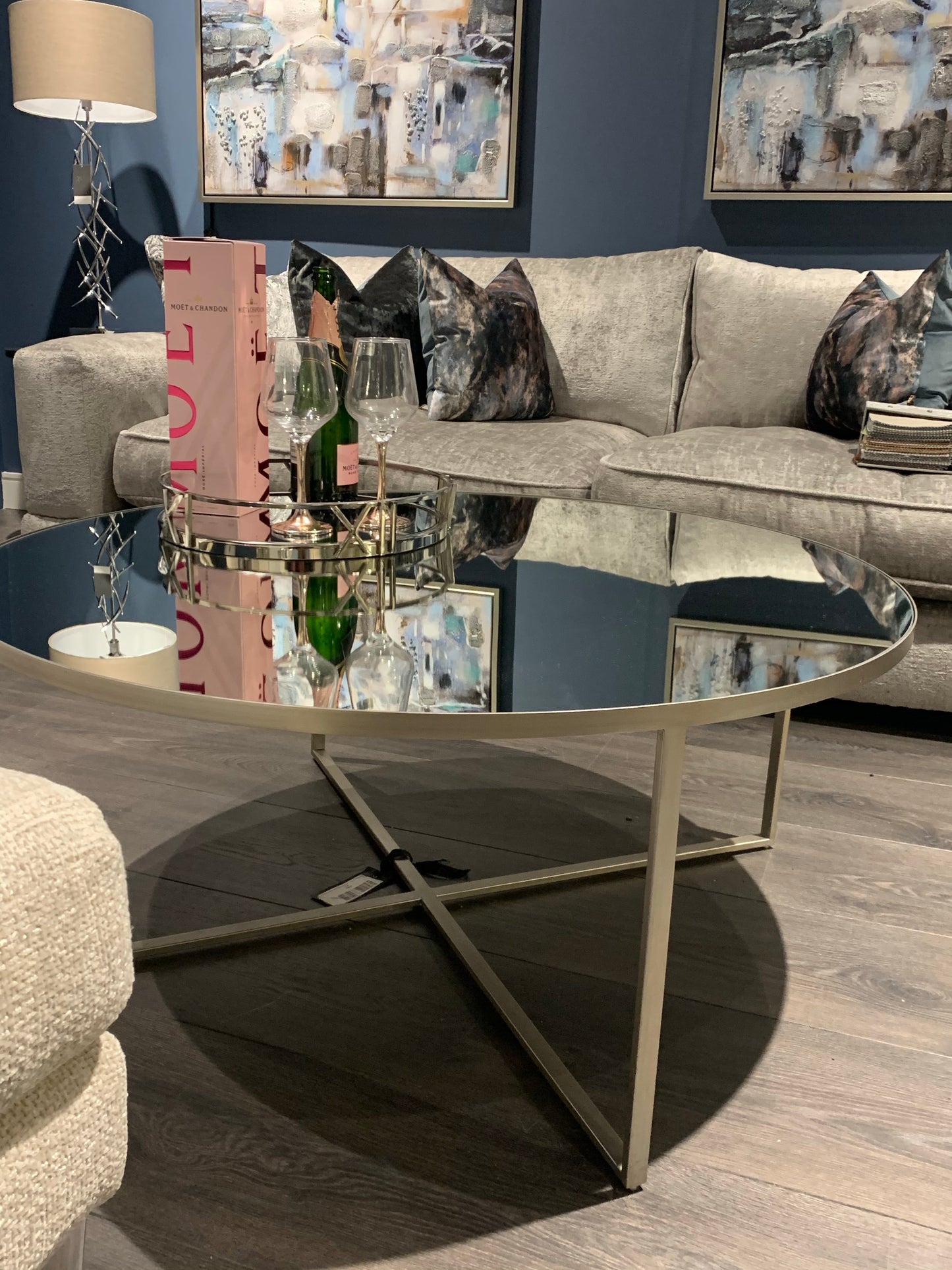 Torrence round silver  ex display contemporary coffee table fabulous ! Instore purchase for collection