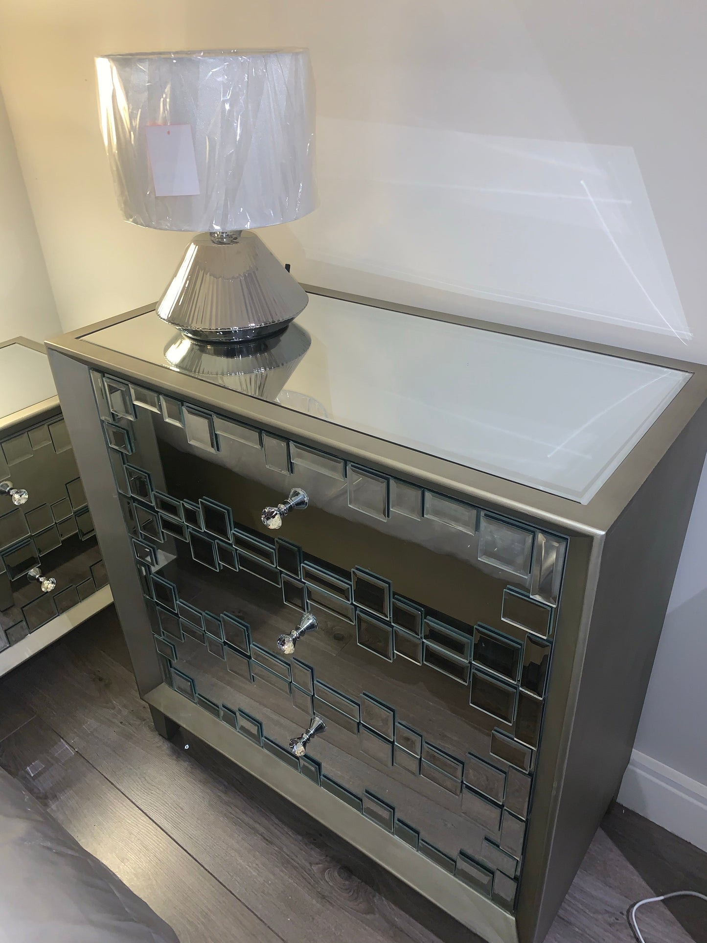 New Viva mirrored chest of drawers