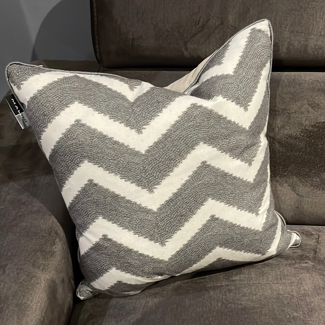 Zig zag slate cushion