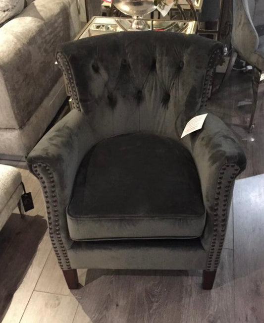 Boudoir wingback chair reduced to clear Instore one only