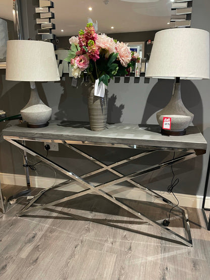 Tephra clearance console  table last one