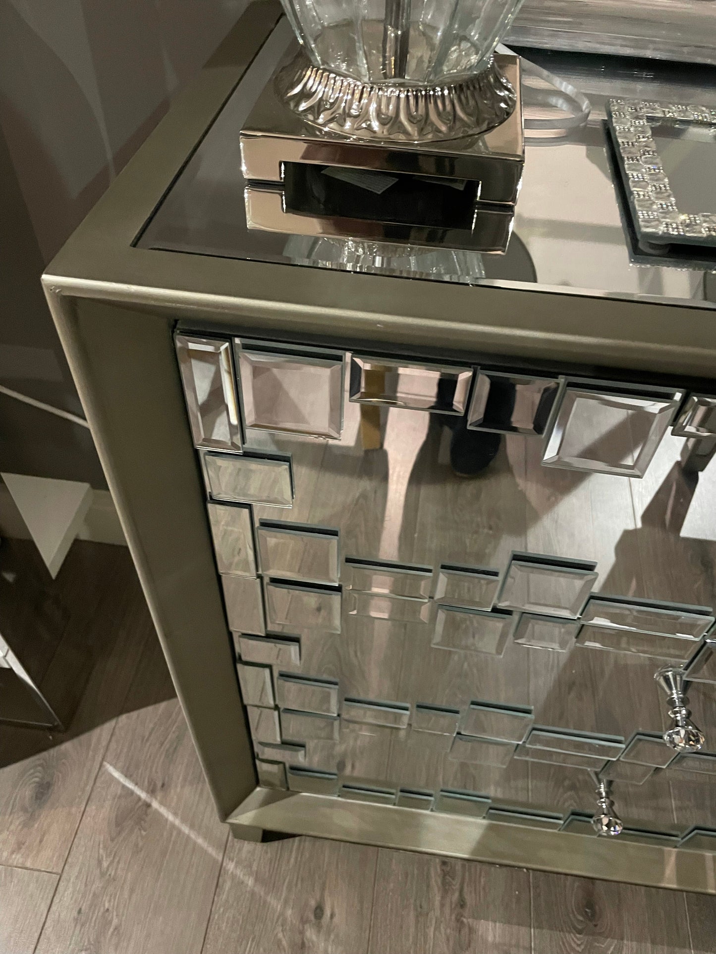 New Viva mirrored chest of drawers