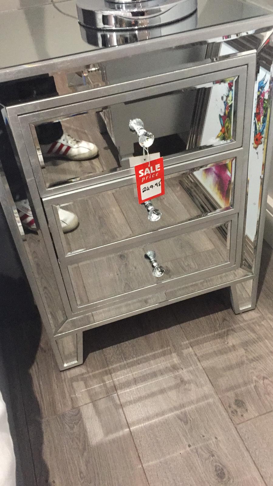 Linda Trade fair silver bedside 3 drawer